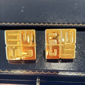 Vintage GRES FRANCE clip Goldtone earrings